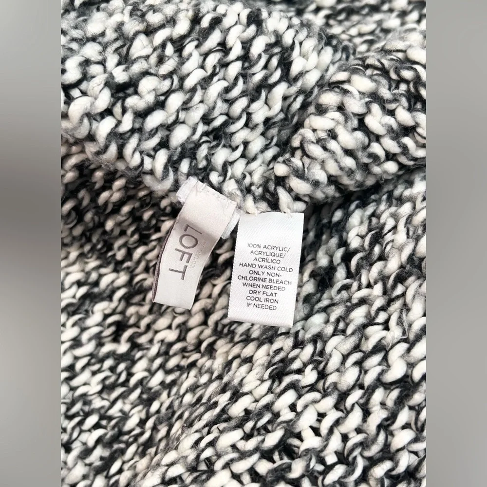 ❥𝗟𝗢𝗙𝗧: Women’s Speckled Knit Chunky Cowl Neck Scarf - One Size - Picture 4 of 4